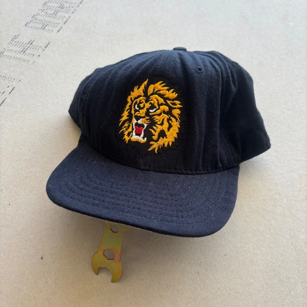Vintage New Era Lions 33 Hat Black‎ Fitted Cap Streetwear 7 1/8